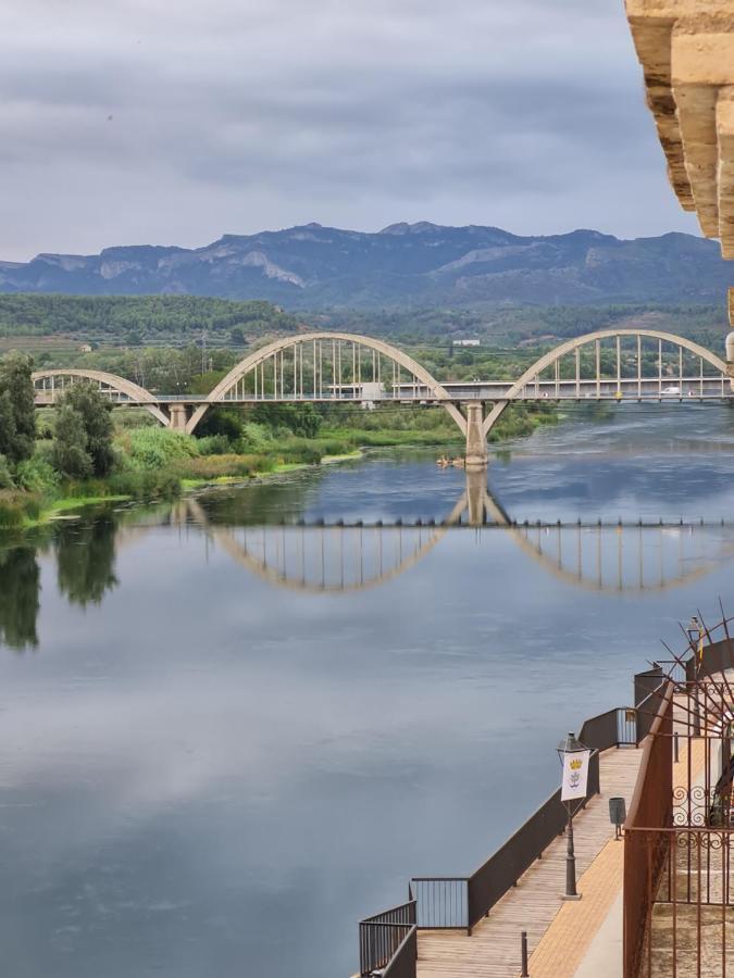 River Ebro Apartments Mora d'Ebre Dış mekan fotoğraf