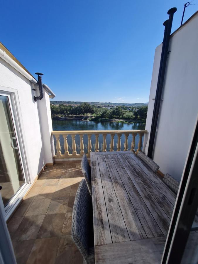 River Ebro Apartments Mora d'Ebre Dış mekan fotoğraf