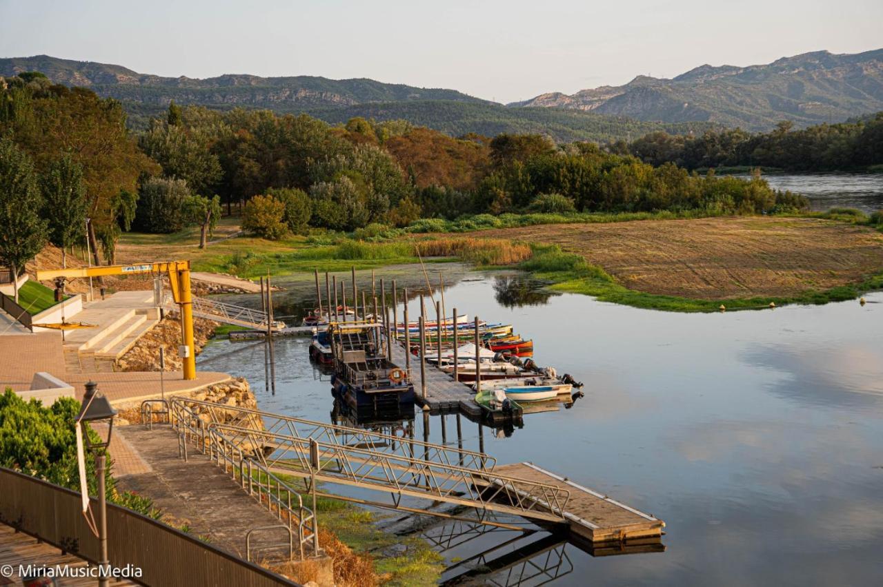 River Ebro Apartments Mora d'Ebre Dış mekan fotoğraf