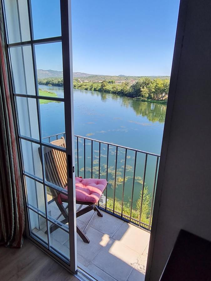 River Ebro Apartments Mora d'Ebre Dış mekan fotoğraf