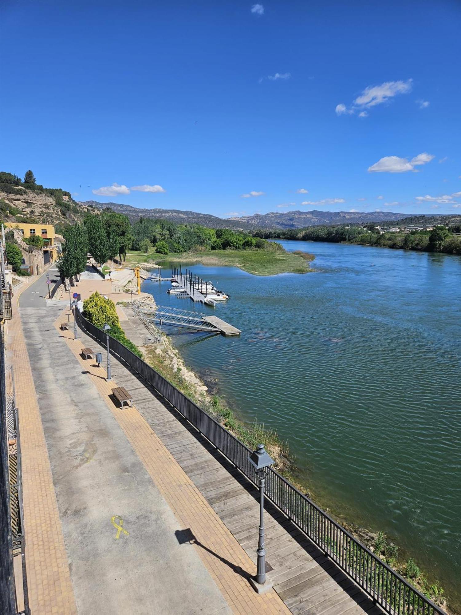 River Ebro Apartments Mora d'Ebre Dış mekan fotoğraf